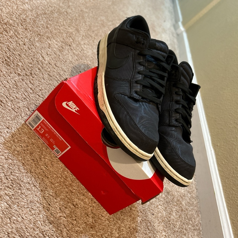 Nike Canvas Low